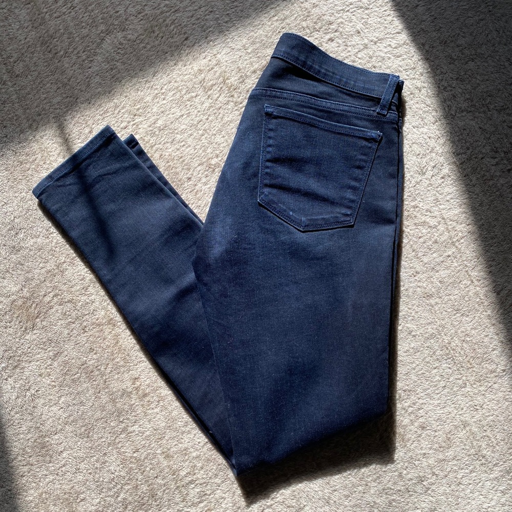 J Brand “Zoey” Jeans in Dark Denim Blue Wash "York" Size: 28